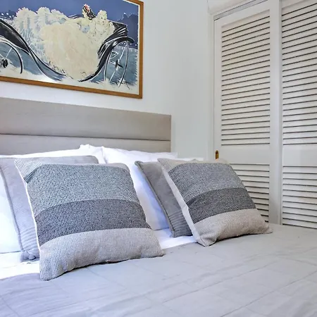 Sea Sun, Corfu No17 グリファダ